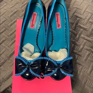 Rare Betsey Johnson Betseyville wedge heels